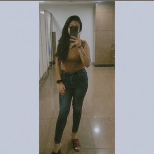 Meet your Posher, Aashita